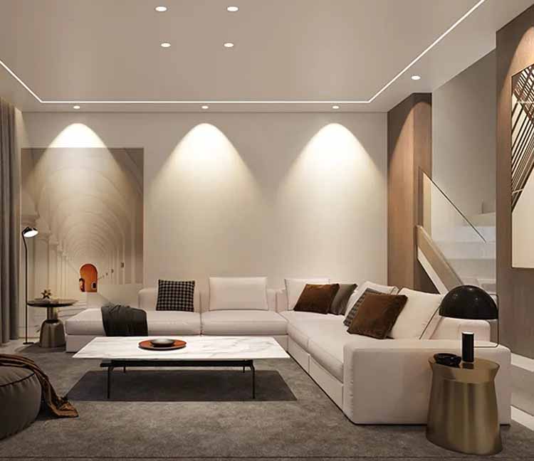 Декоративные покрытия и освещение: как свет влияет на фактуру и цвет стен